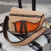 New Niche Plush Messenger Bag Fashion One-shoulder Underarm Saddle Bag main image 6