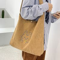 Autumn Winter Large-capacity Bag Female 2021 New Cartoon Bear Bucket Bag Wholesale main image 4