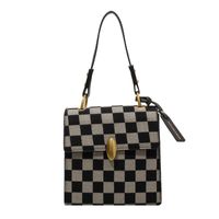 Bolso Más Vendido Para Mujeres Otoño E Invierno 2021 Nueva Moda Retro Crossbody Ins Nicho Tablero De Ajedrez Plaid Pequeño Bolso Cuadrado Portátil main image 6