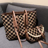 Large-capacity Women's Bags Autumn And Winter 2021 New Trendy Plaid Tote Bag main image 1
