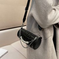 Fashion Pearl Shoulder New Cylindrical Simple Embroidered Thread Hand Carrying Chain Bag sku image 1