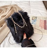 Furry Bag Women's 2021 Spring New Fashion Chain Handbag Shoulder Messenger Bag Plush Bucket Bag sku image 1