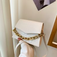 Popular New Fashion Chain Handbags Wide Shoulder Straps Rhombus Single Shoulder Messenger Bag sku image 1