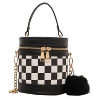 Mini Small Bag For Women Autumn And Winter 2021 New Fashion Chessboard Plaid Chain Messenger Bag High-grade Portable Bucket Bag main image 6