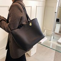 Large-capacity Retro All-match Shoulder 2021 New High-end Sense Of Atmosphere Tote Bag main image 1