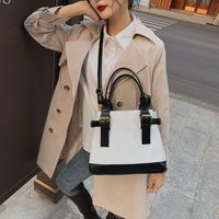 2021 Autumn And Winter New Trendy Wild One-shoulder Messenger Canvas Fashion Handbag main image 3