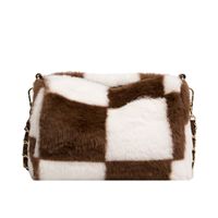 Autumn And Winter Texture Plush High-end Fashion Trendy Plush Chain Messenger Bag sku image 2