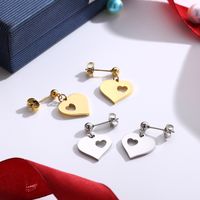 Fashion Simple Heart-shape Pendant Earrings Stainless Steel Heart-shaped Necklace Set main image 5