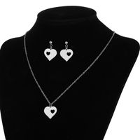 Fashion Simple Heart-shape Pendant Earrings Stainless Steel Heart-shaped Necklace Set main image 6