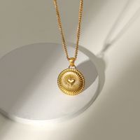 New Gold-plated Stainless Steel Necklace Jewelry Three-dimensional Round Pendant Necklace main image 4