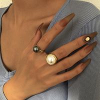 Cross-border Retro Simple Jewelry French Romantic Pearl Ring Personality Ring main image 3