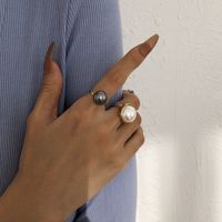 Cross-border Retro Simple Jewelry French Romantic Pearl Ring Personality Ring main image 4