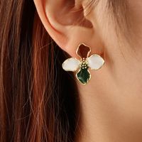 Korean Version Dripping Oil Four-leaf Flower Fashion Earrings Golden Rim And Flower Temperament Earrings main image 2