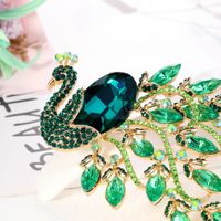 European And American Retro Green Peacock Corsage Alloy Diamond-embedded Animal Pin Danrun New Arrival Brooch In Stock Wholesale main image 5