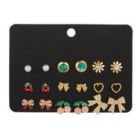 Venta Al Por Mayor De Fábrica De Aleación De Una Tarjeta Aretes 9 Pares De Pendientes Geométricos Galvanoplastia De Diamantes De Imitación Accesorios De Mujer Al Por Mayor main image 5