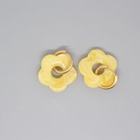 New Retro Cute Acrylic Resin Flower Earrings Cross-border Jewelry main image 3