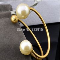 New Wild Temperament Korean Catwalk Pearl Open Bracelet Large Pearl Bracelet Accessories main image 4