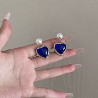 French Style Vintage Court Style Inlaid Jewel Earrings Ins Love Cold Style Pearl Brass Temperament Stud Earrings Women sku image 3