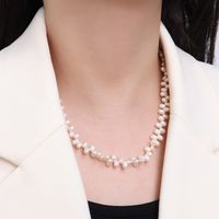 Retro Titanium Steel Plated 18k Gold Irregular Freshwater Pearl Necklace Clavicle Chain main image 5
