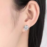 Korean Diamond Four-leaf Clover Earrings Simple Ear Jewelry Wholesale main image 5