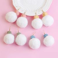 Nouvelle Couleur De Bonbon Avec Boucles D&#39;oreilles Boule De Cheveux Boucles D&#39;oreilles Boule Femme En Gros main image 3