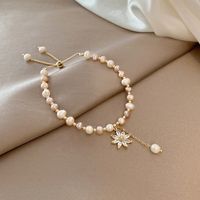 Bracelet De Perles D&#39;eau Douce De Mode Design Fleur Zircon Bracelet En Cuivre En Gros main image 4