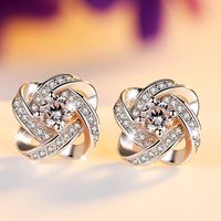 Boucles D&#39;oreilles En Diamant Coréen Trèfle À Quatre Feuilles Bijoux D&#39;oreille Simples En Gros sku image 1
