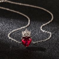 Fashion Queen Necklace Retro Crown Pendant Peach Heart Pendant Clavicle Chain Love Necklace sku image 3