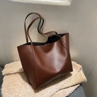 Medium Pu Leather Streetwear Tote Bag Fashion Weaving Simple Large-capacity Shoulder Bag main image 1