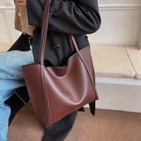 Medium Pu Leather Streetwear Tote Bag Fashion Weaving Simple Large-capacity Shoulder Bag main image 5