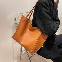 Medium Pu Leather Streetwear Tote Bag Fashion Weaving Simple Large-capacity Shoulder Bag main image 3