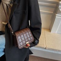 Fashion Texture Messenger Bag Korean Version Simple Shoulder Bag Chocolate Bag main image 3