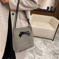Weaving Check Pattern Big Bag Autumn And Winter Bow Commuter Tote Bag main image 4