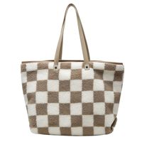 Plush Tote Large Capacity New Autumn And Winter Fashion Plush Checkerboard Shoulder Handbag main image 6