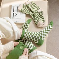 Chaussettes Vertes Femme Tube Moyen Épais Chaussettes Chaudes Pur Coton Automne Et Hiver Chaussettes En Coton sku image 4