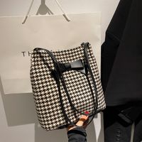 Weaving Check Pattern Big Bag Autumn And Winter Bow Commuter Tote Bag sku image 1