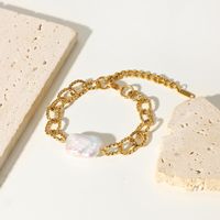 Baroque Style 18k Gold-plated Stainless Steel Bracelet Retro Baroque Freshwater Pearl Bracelet Female main image 3