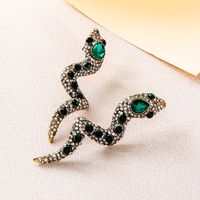 Retro Fashion Animal New Personality Creative Diamond Emerald Snake Earrings main image 1