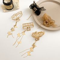 Creative Three-dimensional Butterfly Pearl Pendant Tassel Grasping Clip Hairpin main image 3