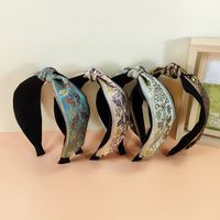 2021 New Ethnic Style Headband Women's Fabric Wide-brimmed Embroidery Knotted Headband main image 1