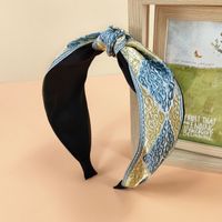 2021 New Ethnic Style Headband Women's Fabric Wide-brimmed Embroidery Knotted Headband sku image 3