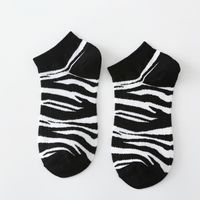 Black And White Cow Spotted Spring And Summer Short Socks Leopard Retro Boat Socks sku image 1