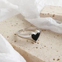 Japanese And Korean Glossy Dripping Black Love Heart-shaped Ring Fashion Simple Style Open Food Ring Ins Special-interest Design Hand Jewelry main image 3