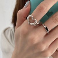 South Korea Hollow Heart-shaped Black Chain Ring Wholesale main image 1