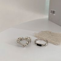 South Korea Hollow Heart-shaped Black Chain Ring Wholesale main image 4
