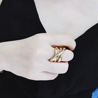 Glossy Simple Winding Ring Personalitycool Style Exquisite Copper Ring main image 4
