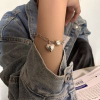 Bracelet Coeur Tridimensionnel Féminin Design Simple Sens Niche Hip Hop Rétro Bijoux Coréens main image 1