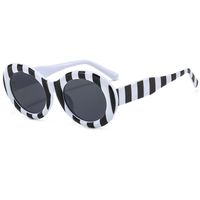 Black And White Striped Oval Sunglasses New Personality Female Hip-hop Sunglasses Trend sku image 4