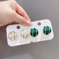 New Autumn And Winter Retro Green Exaggerated Oil Drop Round Earrings main image 2