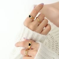European And American Black Heart Ring Fashion Finger Ring Titanium Steel Ring main image 3